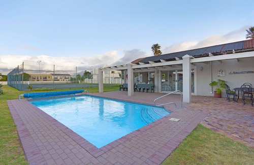 Mountainside House | Villa Kyma by HostAgents