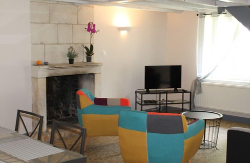 Lesigny House | Villa Lésigny - Vienne, 2 bedrooms, 4 persons