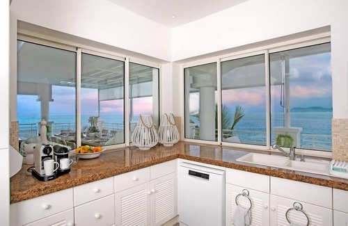 Les Terres Basses Villa | Villa L'Oasis -10% discount on High Season 2025 | Beach Front - Located in Stunning Terres Basses with Private Pool