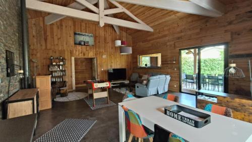 Le Porge Villa | Villa l'Océane dans un écrin de verdure avec piscine 9 à 11 pers