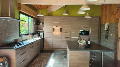 Le Porge Villa | Villa l'Océane dans un écrin de verdure avec piscine 9 à 11 pers