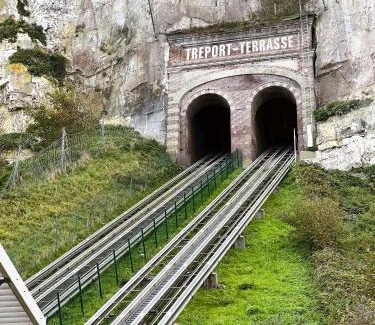 Le Treport Apartment | Villa la Brise , Appartement "L'Alizé"