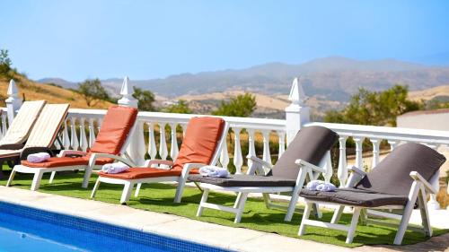 Antequera House | Villa La Higuera Antequera - La Higuera by Ruralidays