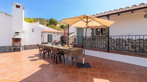 Antequera House | Villa La Higuera Antequera - La Higuera by Ruralidays