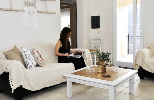 Lakkoi Villa | Villa Lakki The View with Heated round pool Jacuzzi