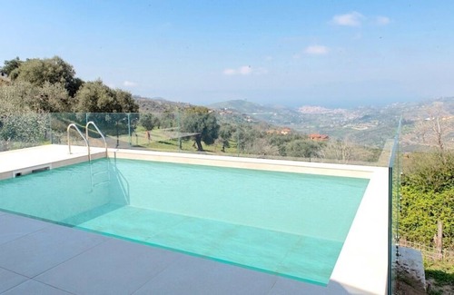 Laureana Cilento Apartment | Villa Laurì - Villa with swimming pool