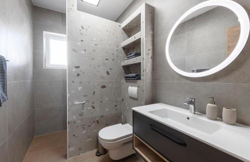 Mocici Villa | Villa Lazo