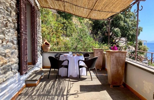 Furore House | VILLA LE BASTE