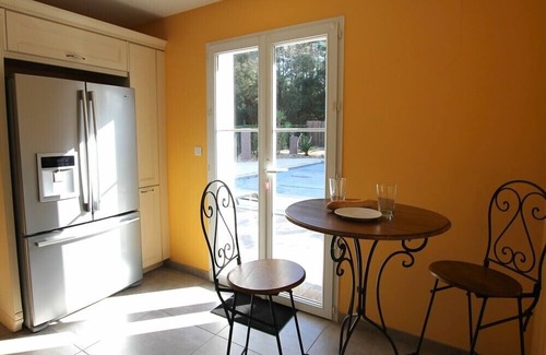 Jard-sur-Mer House | Villa Le Cyprès, 170 m² with heated swimming pool surrounded by pine trees