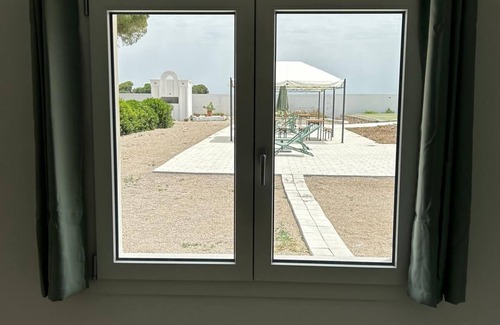 Taranto Apartment | Villa Lea 1000 meters from the famous beach of Lido Silvana, Marina di Pulsano
