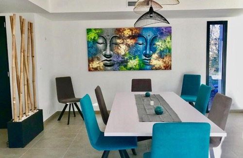 Le Puy-Sainte-Reparade Villa | Villa Les Vignes d Antan