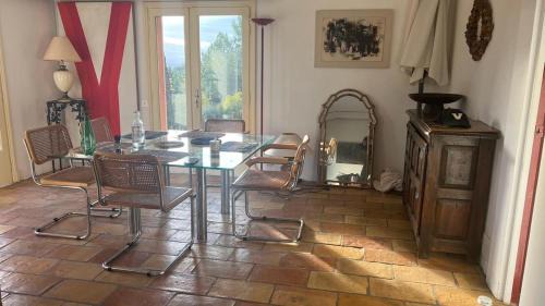 Roussillon Villa | Villa Les Gourdeaux