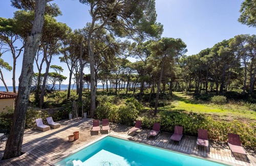 Toulon - Hyeres Villa | VILLA LES PESQUIERS BEACH
