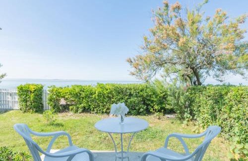 Saint-Palais-sur-Mer Villa | Villa Les Trolls by Interhome