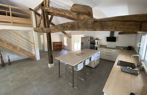 Laree House | Villa Lesberit