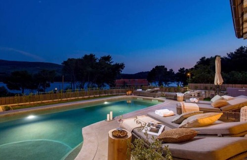 Cres Villa | Villa Leucolea with pool