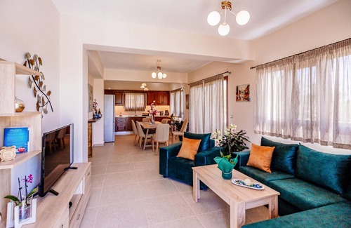 Zakynthos Town Villa | Villa Levanda with private pool