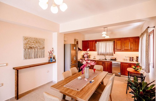 Zakynthos Town Villa | Villa Levanda with private pool