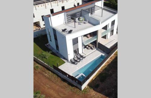 Basanija Villa | Villa Lighthouse mit Pool und Jacuzzi