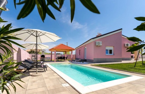 Rakalj House | Villa Lilly Comfortable holiday residence