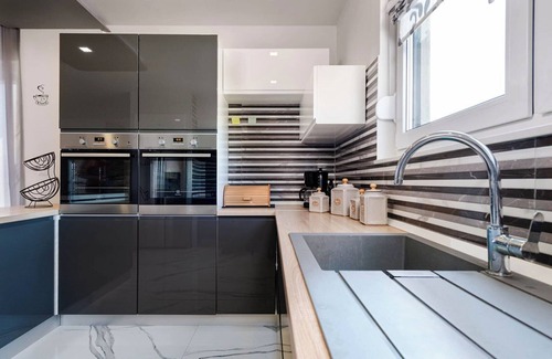 Galizana House | Villa Lily - Private Pool, Lovely Garden