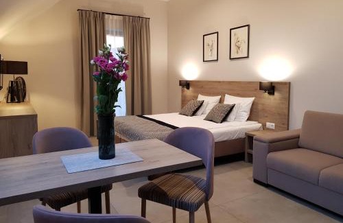Stegna House | VILLA LIPOVA STEGNA pokoje i apartamenty dedykowane osobom dorosłym