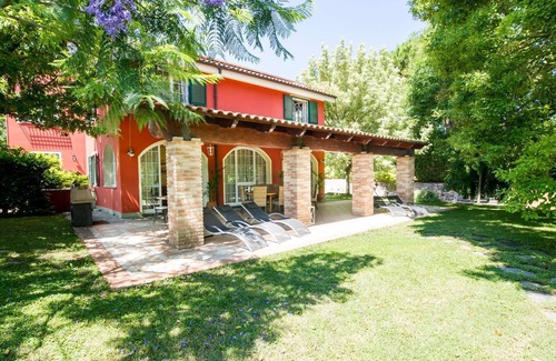 Diano Marina House | VILLA LISA - COUNTRY HOUSE LISA. HOUSE WITH GARDEN 7 MINUTES WALK FROM THE SEA