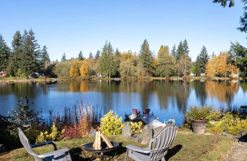 Lake Goodwin House | Villa Loma.. Romantic Saltbox Cabin