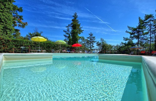 Scheggia Villa | Villa Lorenzo - Villa with private pool