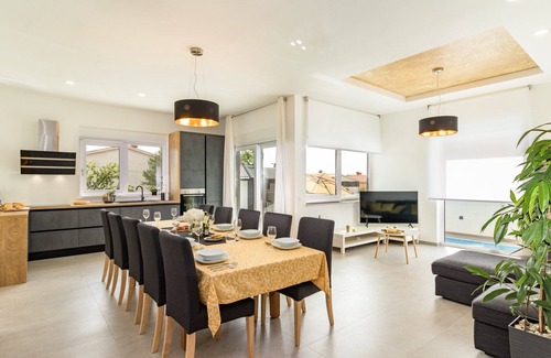 Skatari Villa | Villa Lotus with Heated Pool