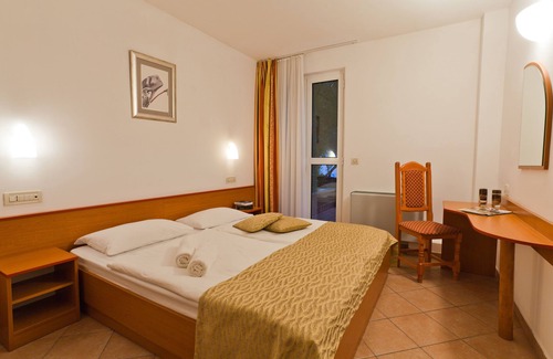 Krk Hotel | Villa Lovorka - Hotel Resort Drazica