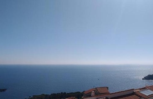 Cerbere Villa | Villa Luxe Vue Panoramique sur la mer piscine clim cassee 4 etoiles meuble tourisme