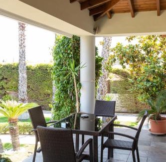 Kato Diminio Apartment | Villa Luxury Garden Kiato
