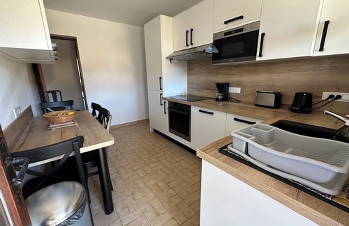 La Londe-les-Maures Villa | Villa Lydie 3 kms from the sea