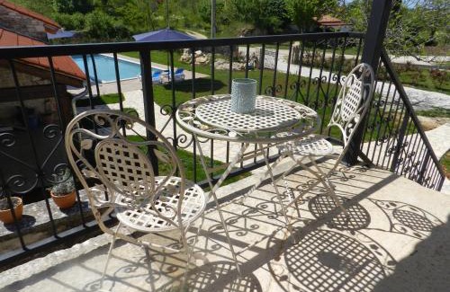 Modrusani Villa | Villa Macini