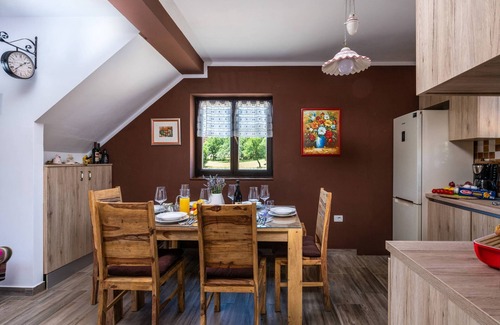 Kujici Villa | Villa Madonnina with pool