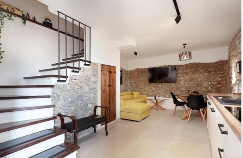 Prizna Villa | Villa Majnaric Senj Prizna by Villas Guide