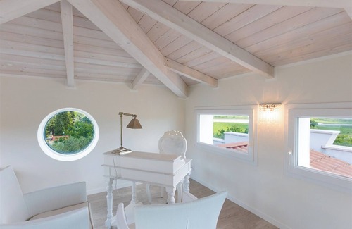 Misano Adriatico Villa | Villa Mandara 8+2, Emma Villas