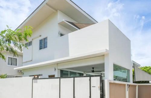 Maret Villa | Villa Mango 3br - Private Pool & Jacuzzi