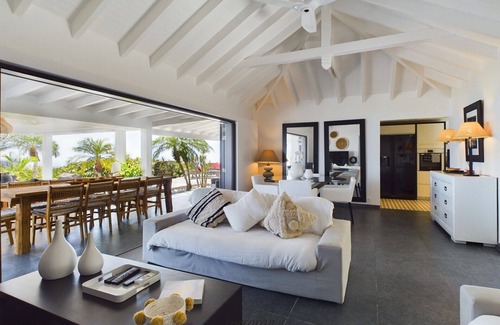 Devet Villa | Villa ManonJul Estate (5 bedrooms)