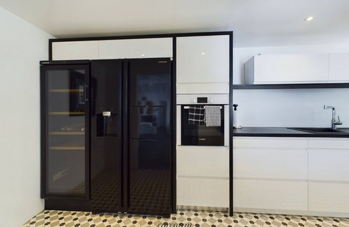 Devet Villa | Villa ManonJul Estate (5 bedrooms)