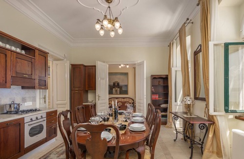 Tulisevica Villa | Villa Mansion with private beach and swimming pool