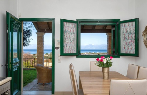 Almiros Beach Villa | Villa Mare e Monti with jacuzzi, private heated pool, sea and mountain view