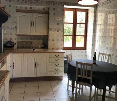 Pays-de-Belves House | villa Marguerite terrasse & garage