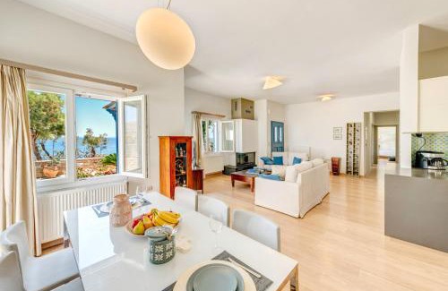 Vari Villa | Villa Maria Fabrika Syros