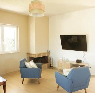 Amorosi Villa | Villa Mariarosaria- Dimora di campagna con Piscina