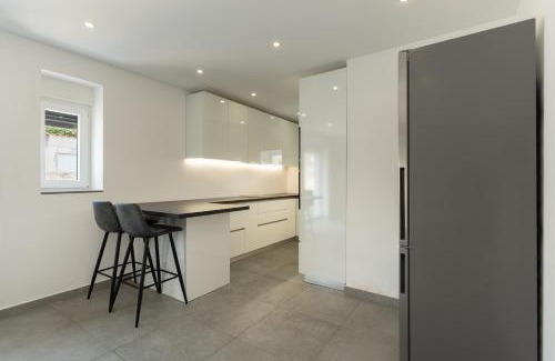 Novalja Villa | Villa Marijo with a pool