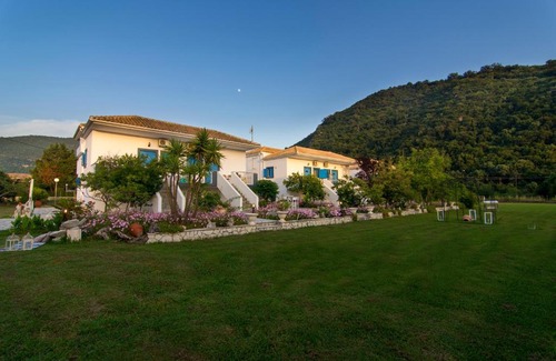 Karavostasi Apartment | Villa Marina