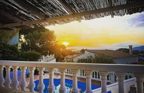 Lloret Blau Villa | Villa Mas Blau Munt