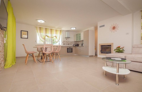 Liznjan House | Villa Mediteran Liznjan home with private pool in Istrian